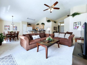 Cozy 3 BR 2 Bath Villa with Splash Pool-335KD